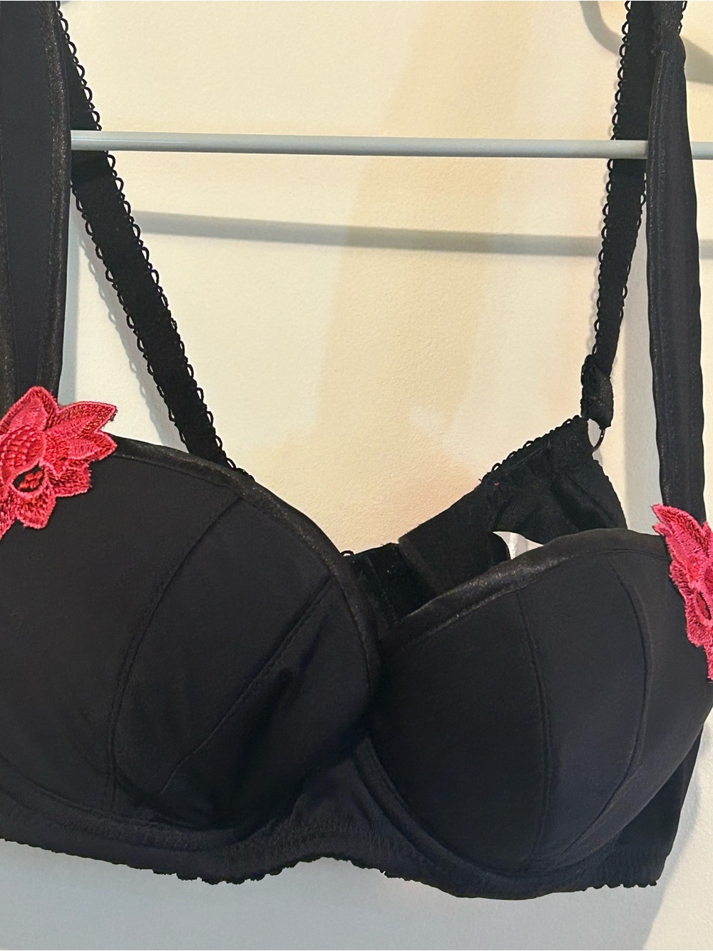 Handmade Ewa Michalak Underwire Bra with Pink Floral Appliqué Sz 85A /38 A US